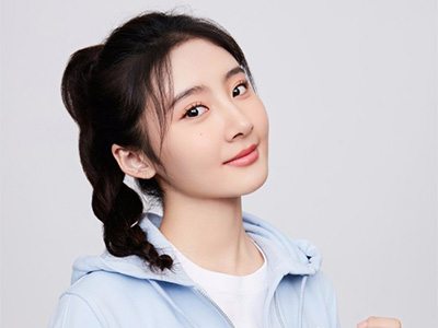 卓依娜姆代言费(肖像照片代言费用)