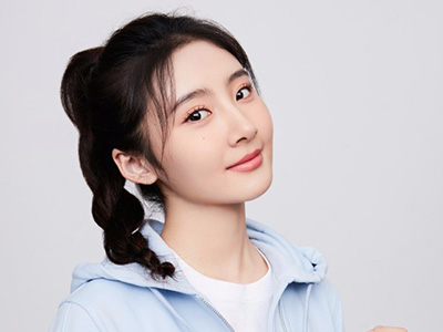 卓依娜姆经纪人,代言演出经纪