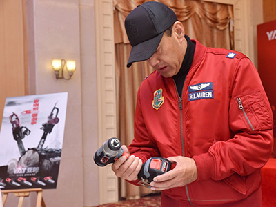 于荣光代言亚特工具，助力品牌全面升级