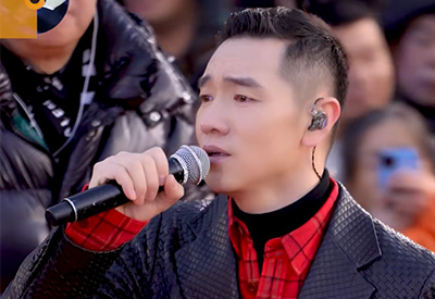 王琪商演现场视频